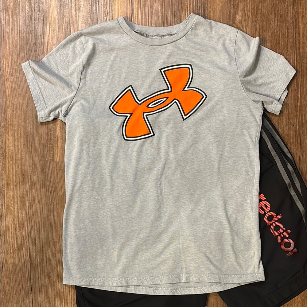 Under Armour Gray and Orange Short Sleeve Tee